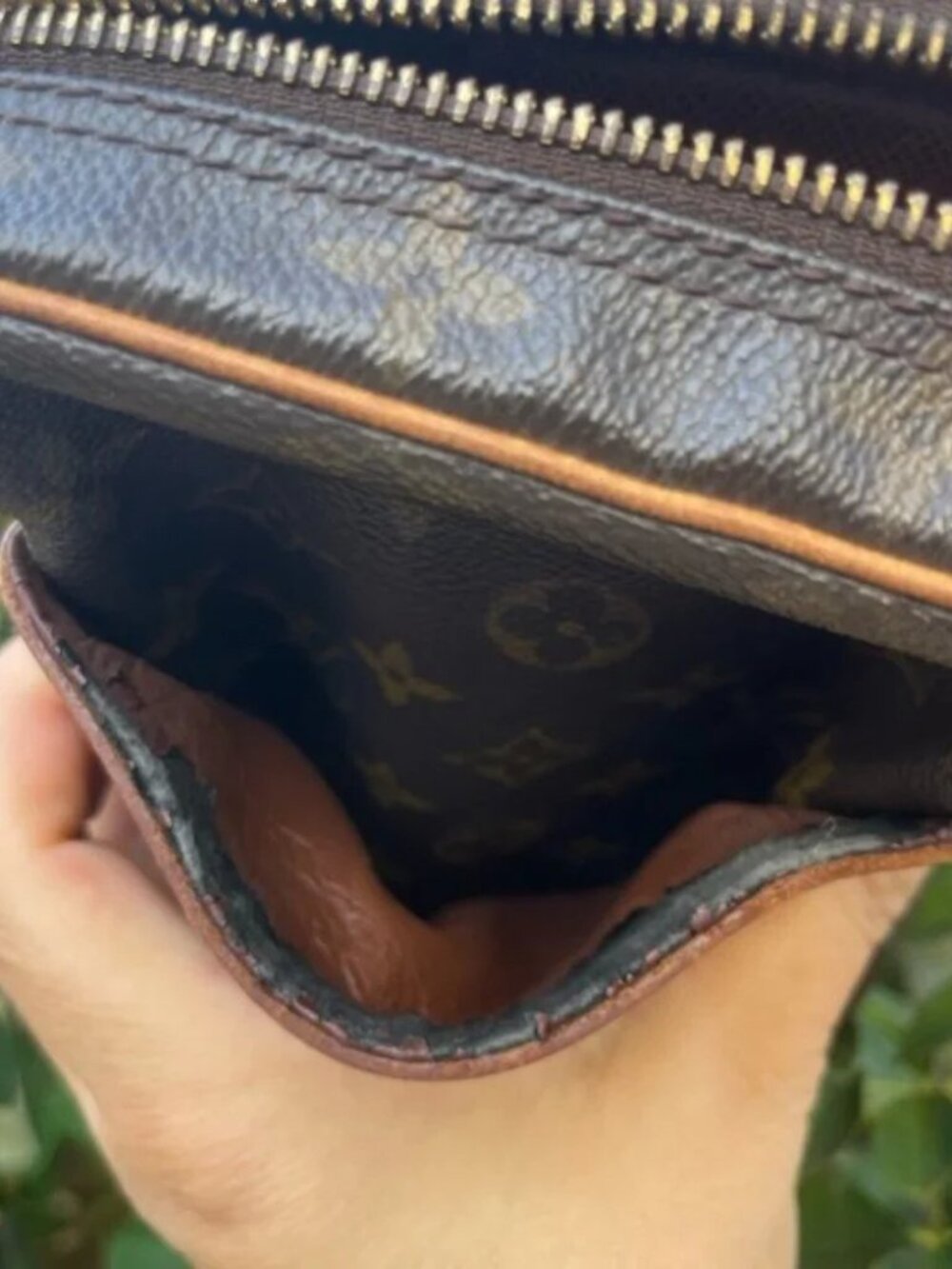 Louis Vuitton danube pm crossbody bag - Picture 11 of 14